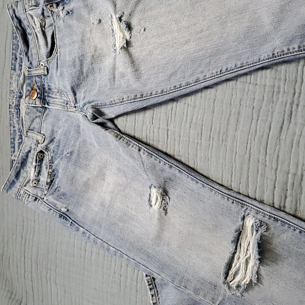 AE boyfriend jeans
